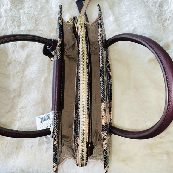 Radley Arlington Court - Picture 5 of 8